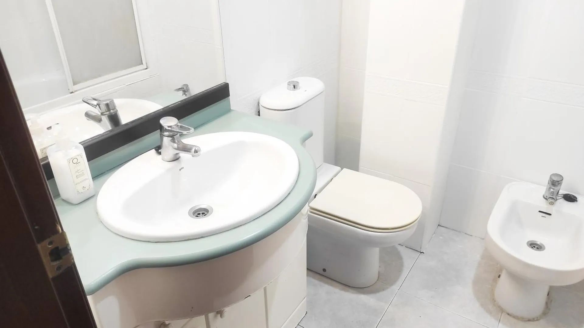 Piso Compartido Delyrent, Zona Corteingles 하엔 게스트하우스